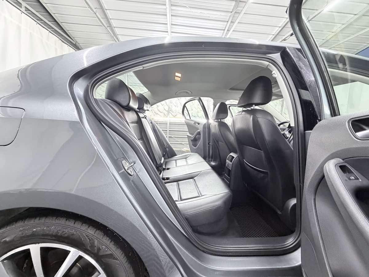 2017 Volkswagen Jetta SE - Photo 20