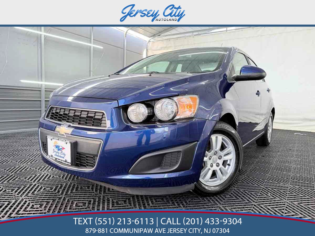 2013 Chevrolet Sonic Sedan LT Manual's photo