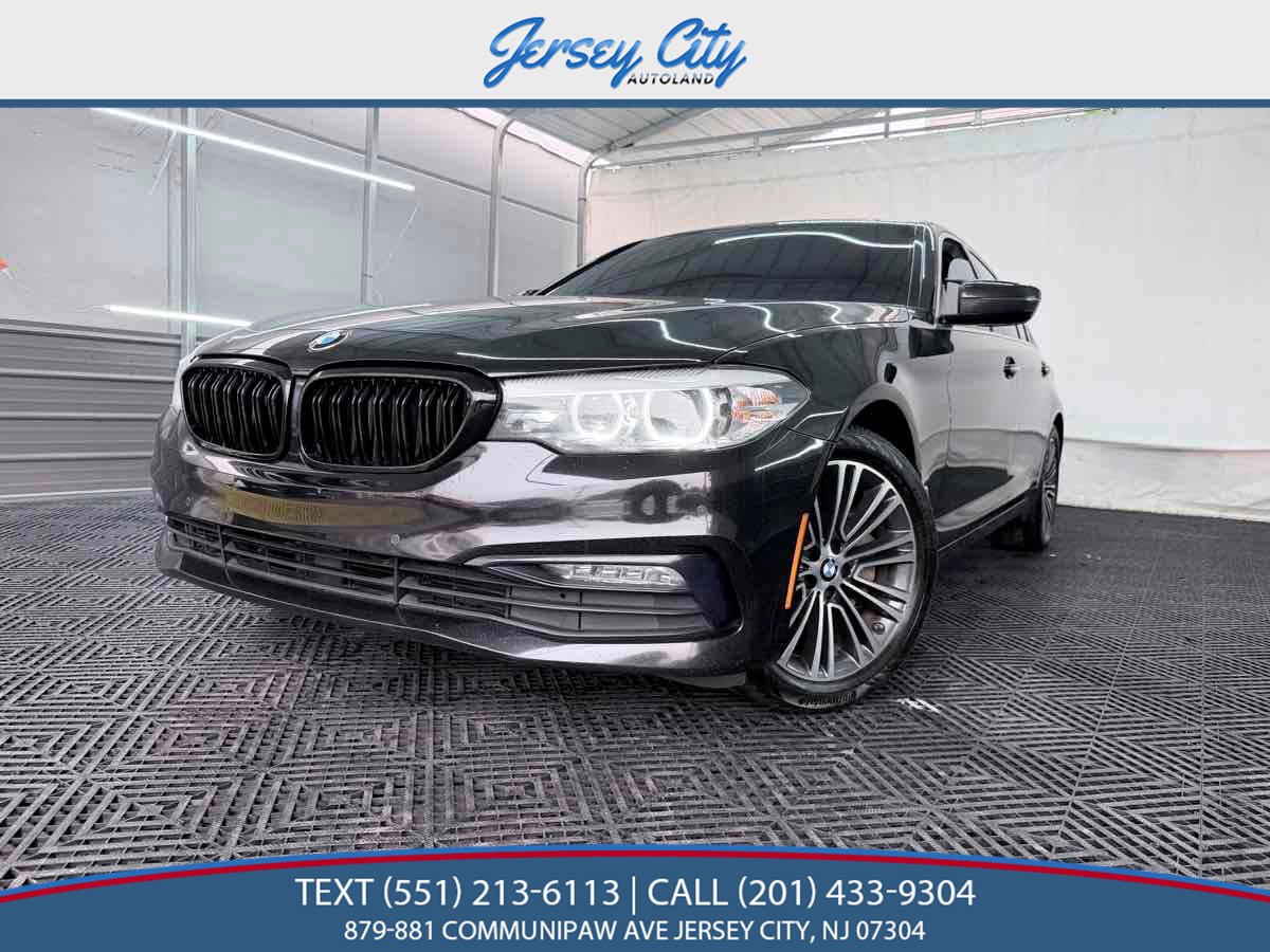2017 BMW 5 Series 530i xDrive AWD photo