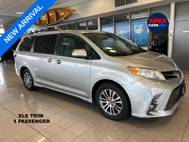 2019 Toyota Sienna XLE 8 Passenger