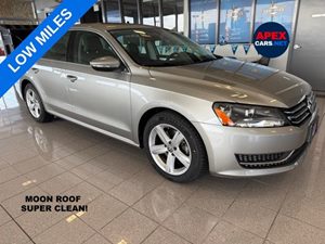 View 2012 Volkswagen Passat 