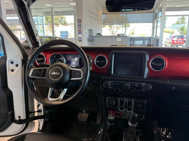 View 25