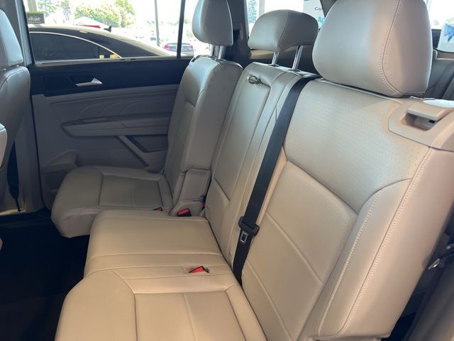 2023 Volkswagen Atlas V6 SE Technology photo 26