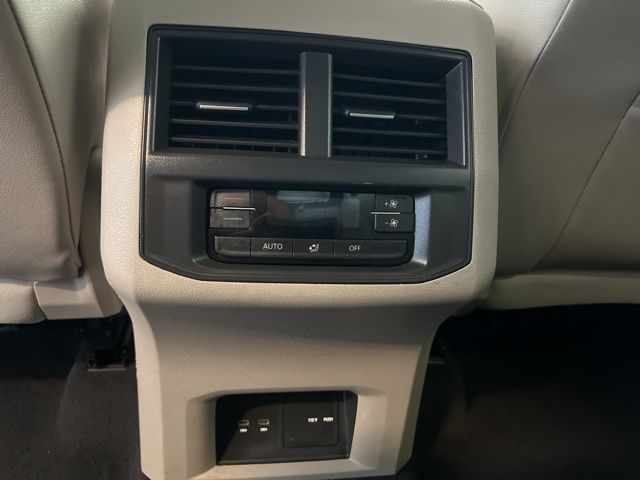 2023 Volkswagen Atlas V6 SE Technology photo 28