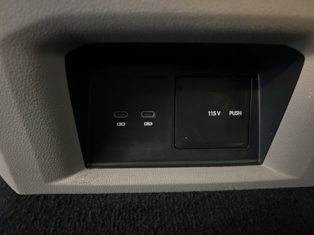 2023 Volkswagen Atlas V6 SE Technology photo 29