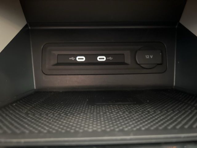 2023 Volkswagen Atlas V6 SE Technology photo 39