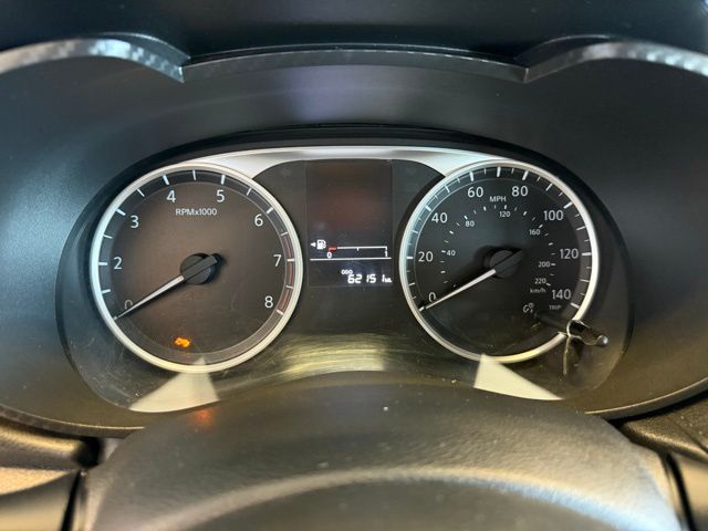 2021 Nissan Versa 1.6 S photo 12