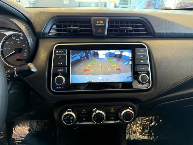 2021 Nissan Versa 1.6 S photo 14