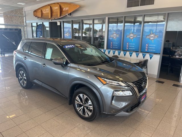 2021 Nissan Rogue SV photo 2