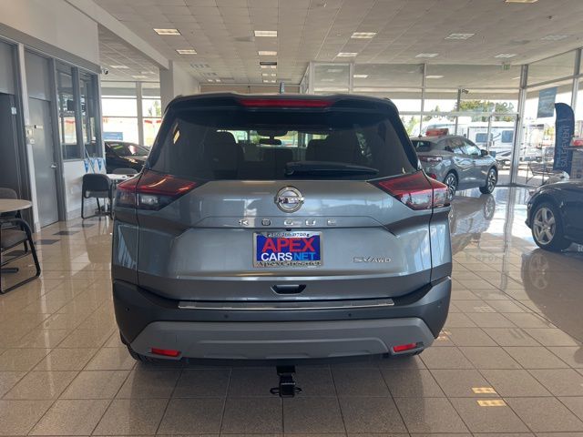 2021 Nissan Rogue SV photo 8