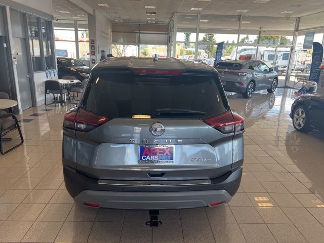 2021 Nissan Rogue SV photo 9