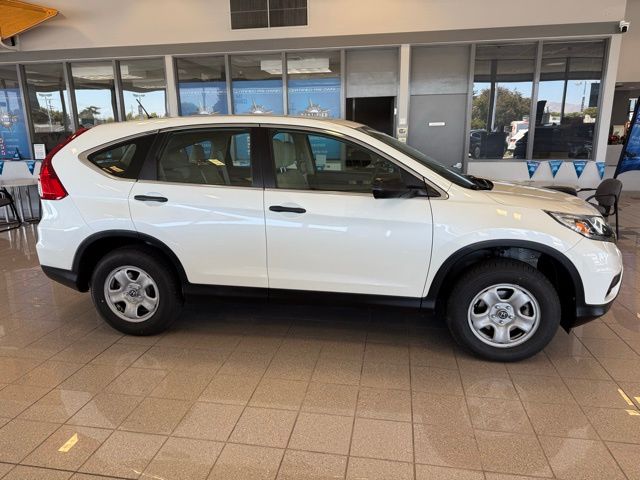 2016 Honda CR-V LX photo 2