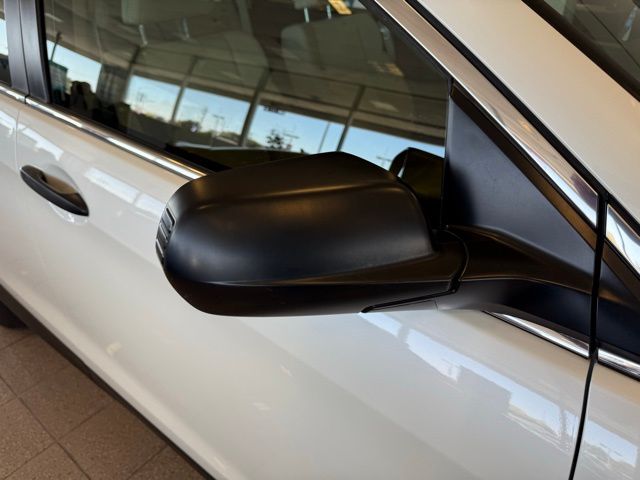2016 Honda CR-V LX photo 11