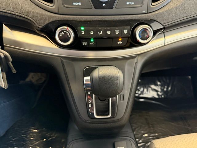 2016 Honda CR-V LX photo 16