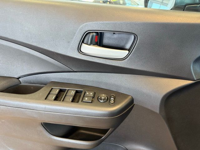 2016 Honda CR-V LX photo 20