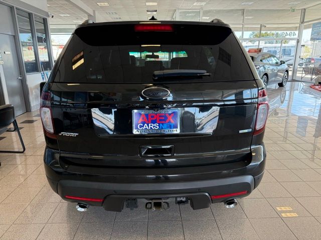 2015 Ford Explorer Sport photo 4