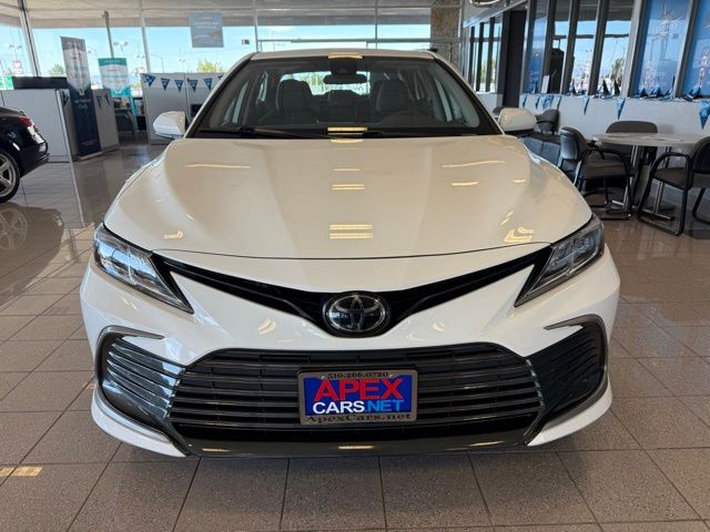 2023 Toyota Camry LE photo 7