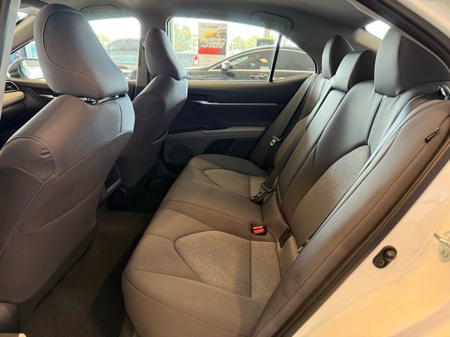 2023 Toyota Camry LE photo 21
