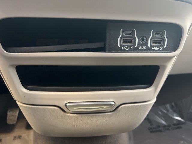 2021 Chrysler Voyager LX photo 26