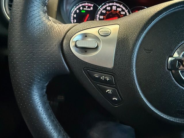 2011 Nissan Maxima SV photo 18