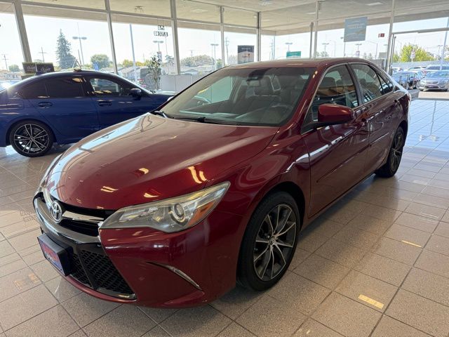 2017 Toyota Camry XSE photo 5