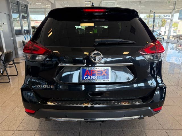 2019 Nissan Rogue SL photo 3