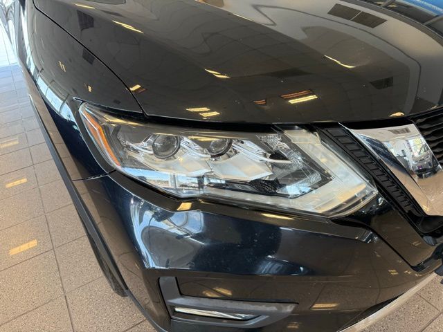2019 Nissan Rogue SL photo 8