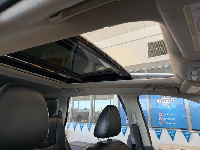 2019 Nissan Rogue SL photo 26