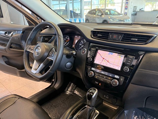 2019 Nissan Rogue SL photo 28