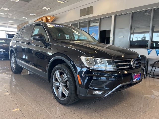 2020 Volkswagen Tiguan SEL photo 2