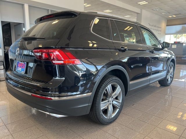 2020 Volkswagen Tiguan SEL photo 4