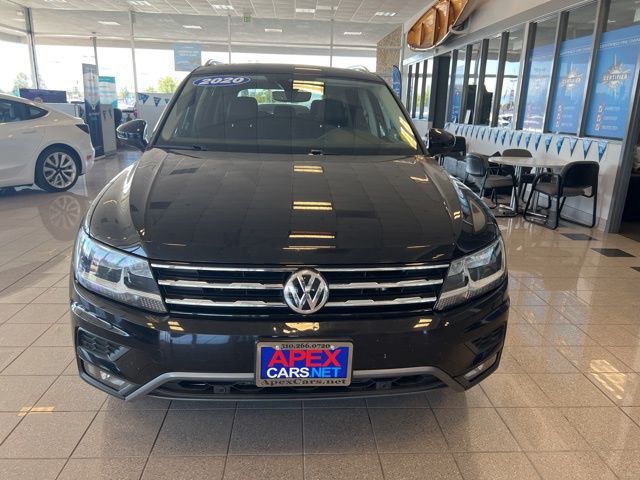 2020 Volkswagen Tiguan SEL photo 16