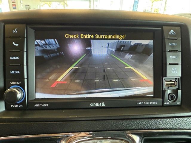 2016 Chrysler Town & Country Touring photo 14