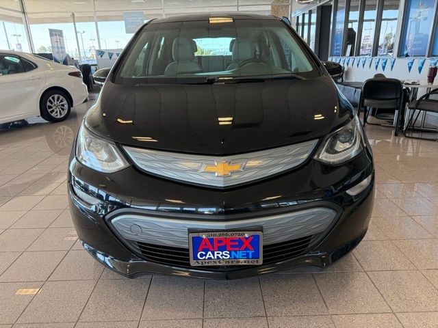 2017 Chevrolet Bolt EV photo 2