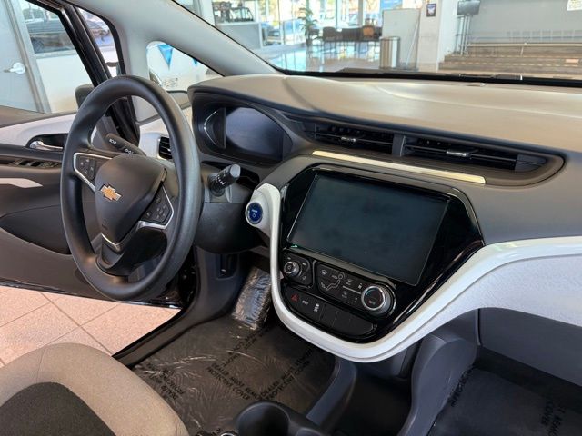 2017 Chevrolet Bolt EV photo 21