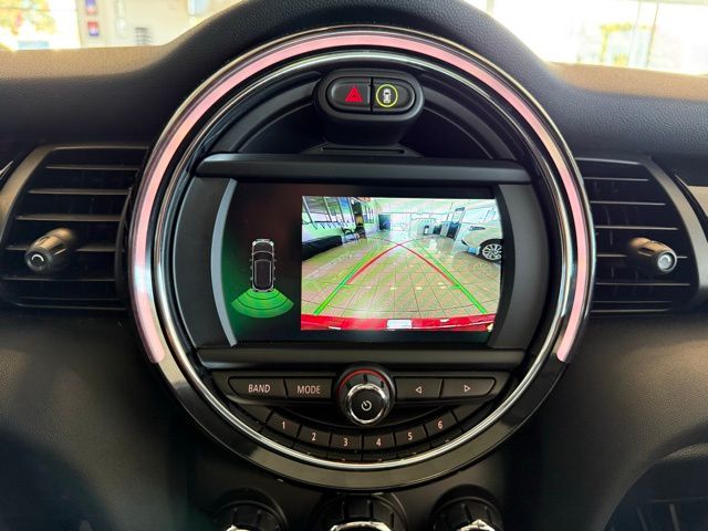 2019 Mini Cooper 4 Door Hardtop Signature photo 14