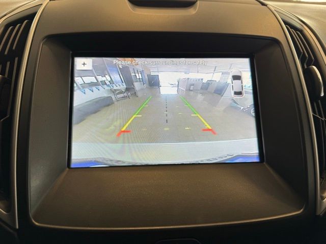 2017 Ford Edge SEL photo 13