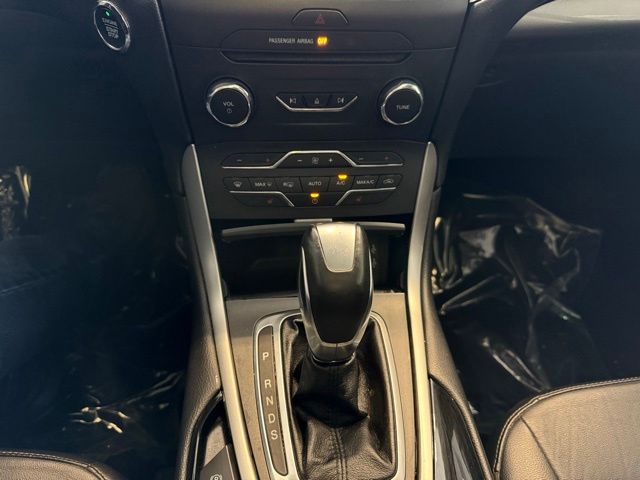 2017 Ford Edge SEL photo 14