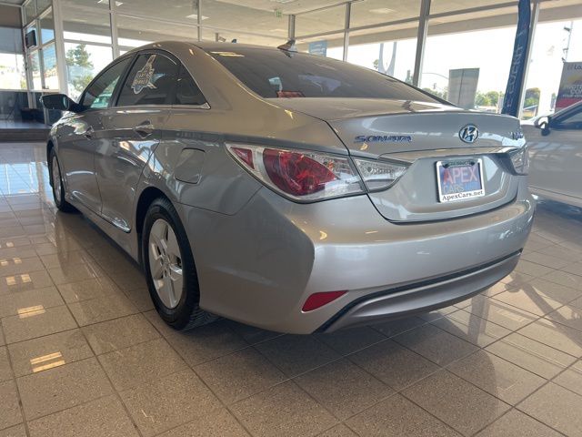 2012 Hyundai Sonata Base photo 9