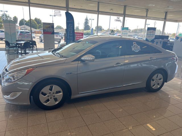 2012 Hyundai Sonata Base photo 13