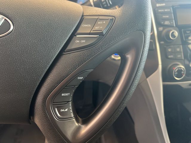 2012 Hyundai Sonata Base photo 26