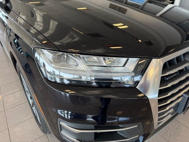 2017 Audi Q7 3.0T Premium Plus photo 9