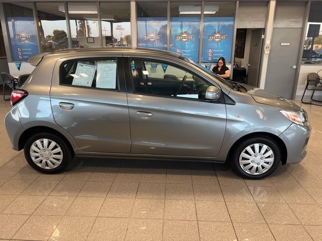 2022 Mitsubishi Mirage ES photo 5