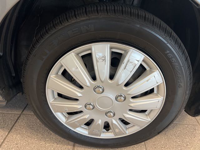 2022 Mitsubishi Mirage ES photo 35