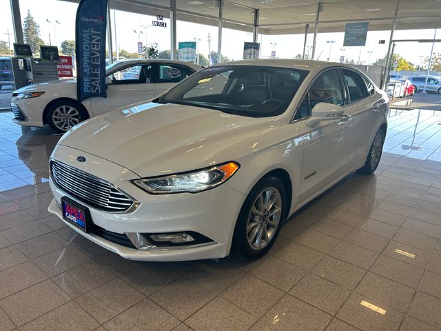 2017 Ford Fusion SE Hybrid photo 3