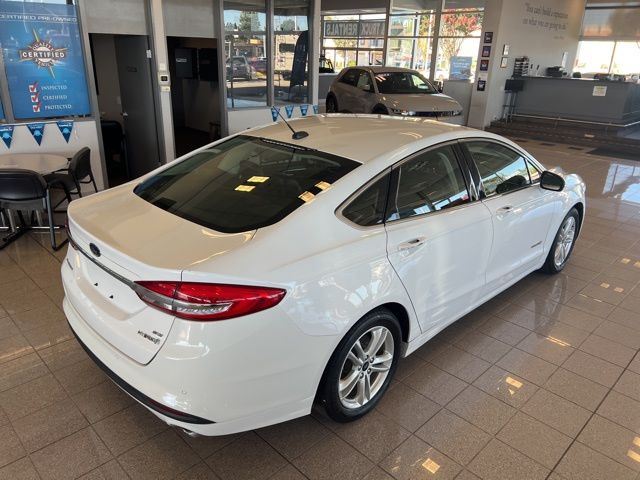 2018 Ford Fusion Hybrid SE photo 4