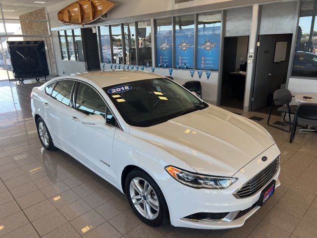 2018 Ford Fusion Hybrid SE photo 3