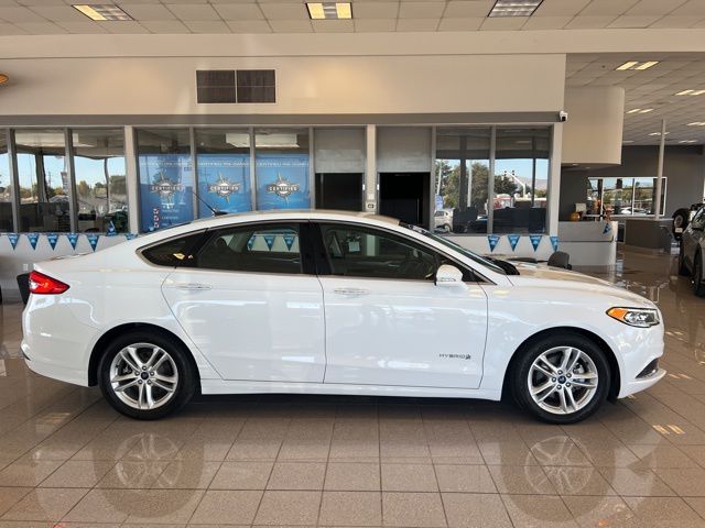 2018 Ford Fusion Hybrid SE photo 4