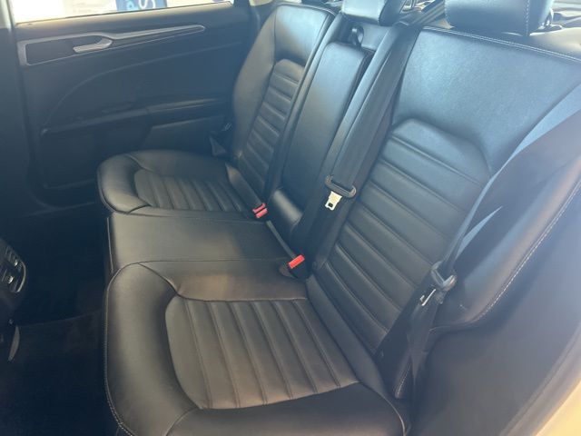 2018 Ford Fusion Hybrid SE photo 15
