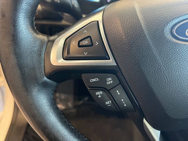 2018 Ford Fusion Hybrid SE photo 18